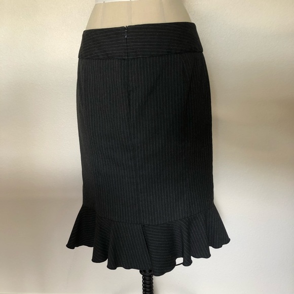 Express Pencil Skirt - Picture 5 of 12